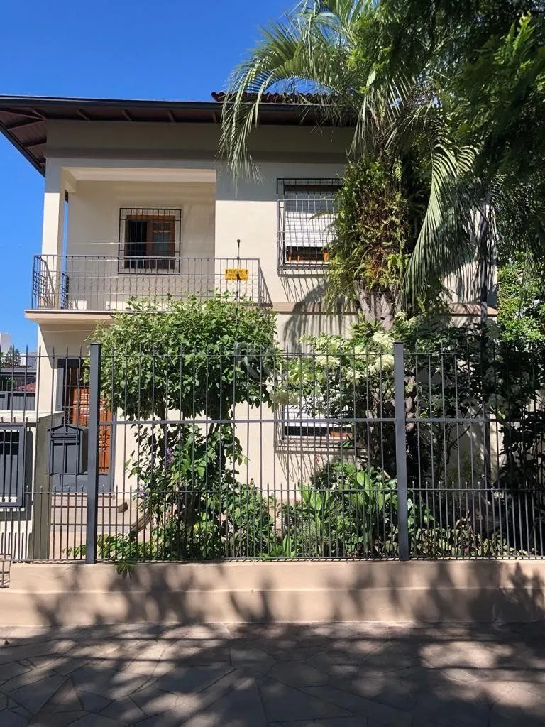 Imagem Casa para Venda - 225.91m², 4 dormitórios, sendo 2 suites, 1 vaga - Nonoai