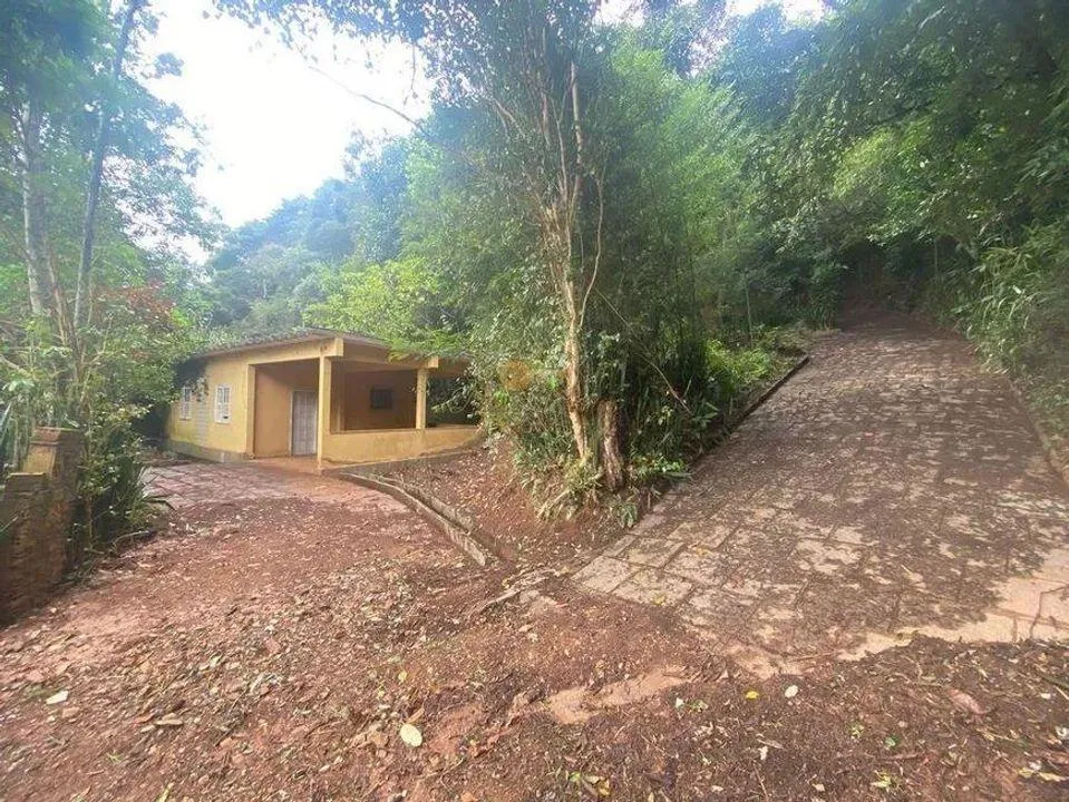 Imagem Terreno para Venda em Teresópolis / RJ no bairro Jardim Salaco