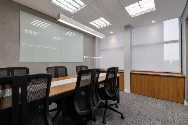 Imagem Conjunto comercial com 225m2 mobiliado na Av. Paulista.