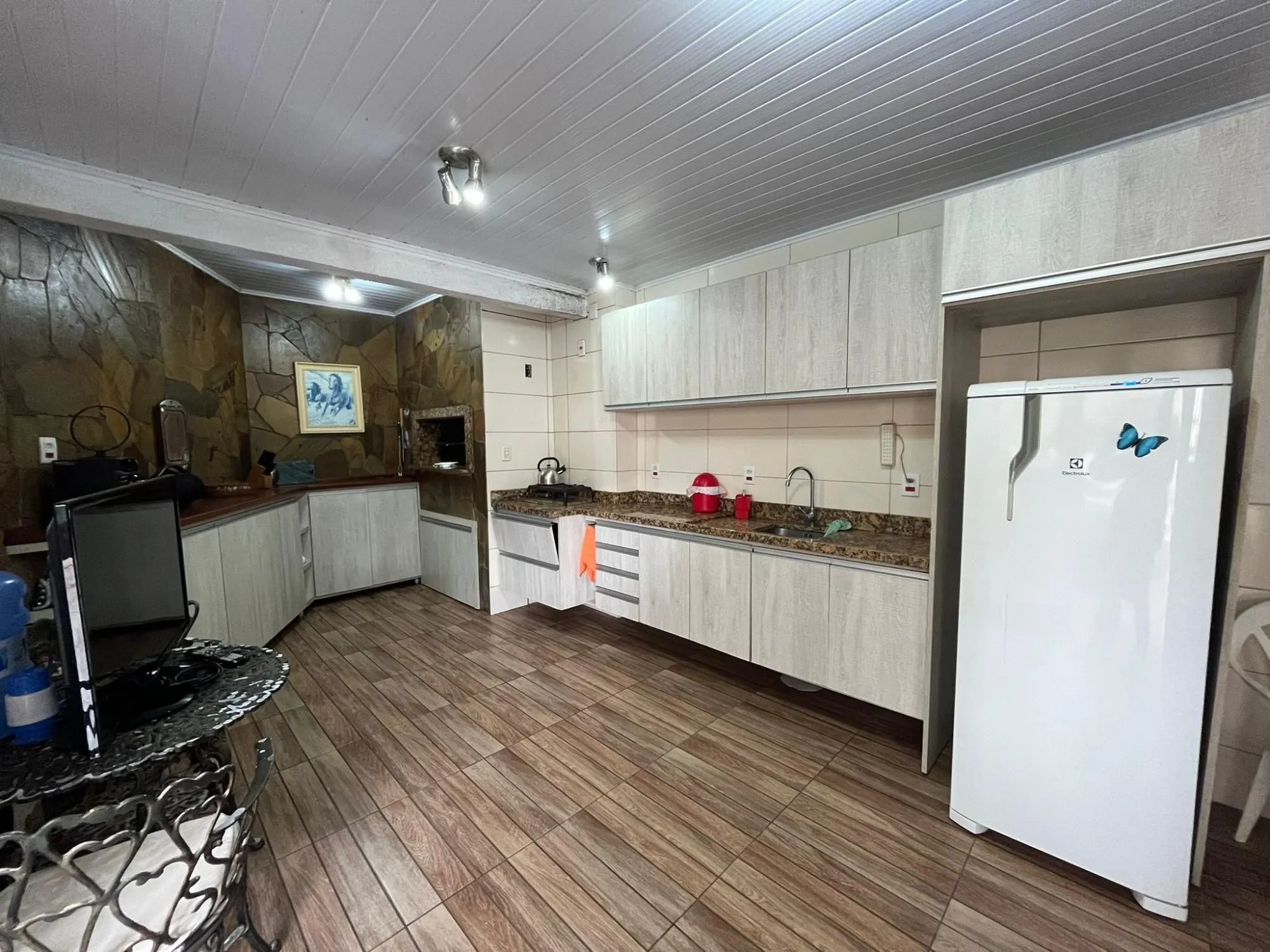 Imagem Duas casas no mesmo terreno - conforto, espaço e excelente localização!