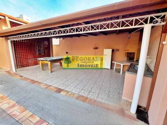 Imagem Casa de luxo à venda em Caraguatatuba-SP, bairro Martim de Sá: 4 quartos, 2 suítes, 2 salas, 3 banheiros, 3 vagas de garagem, 249m².