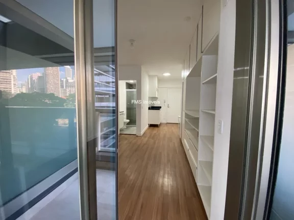 Imagem Apartamento para venda na República: 1 sala, 1 banheiro, 1 vaga de garagem determinada, 28m2 - São Paulo