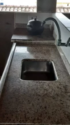 Imagem Sobrado com 3 dormitórios à venda, 204 m² por R$ 395.000,00 - Maracanã - Praia Grande/SP