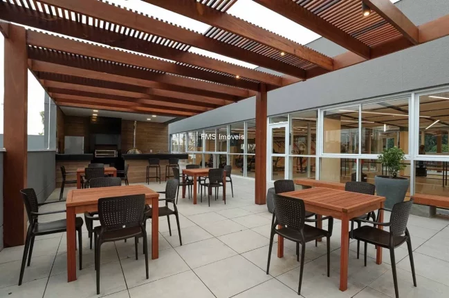 Imagem Apartamento à venda na Vila Dom Pedro I com 1 quarto, 1 banheiro, 1 vaga, 45m² de área.