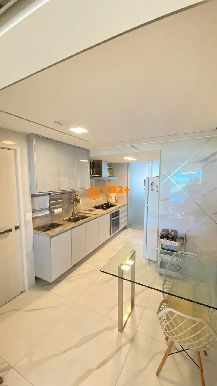 Imagem Vendo Apartamento na Avenida Boa Viagem, Porteira Fechada!