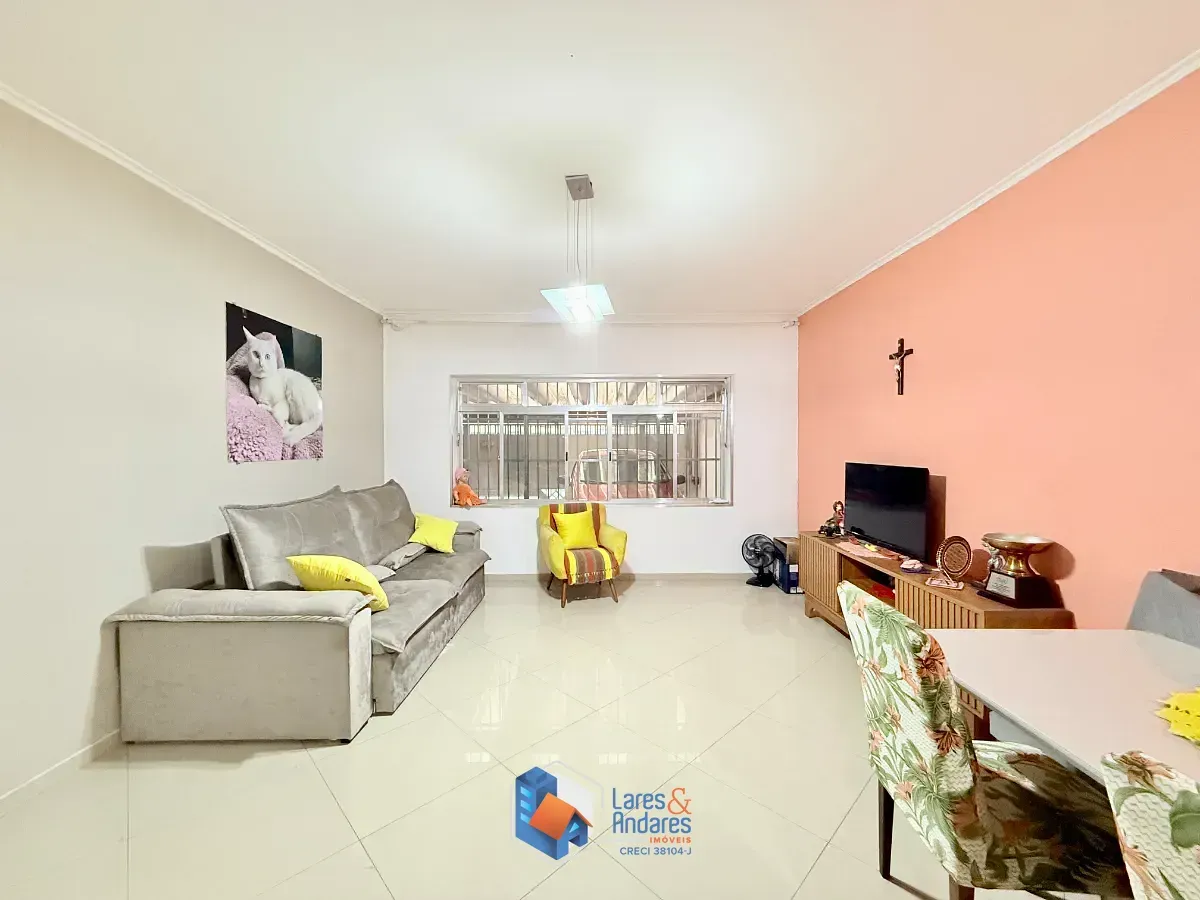 Imagem Sobrado para venda em Jardim dos Lagos com 3 quartos, sendo 3 suítes, 185m²