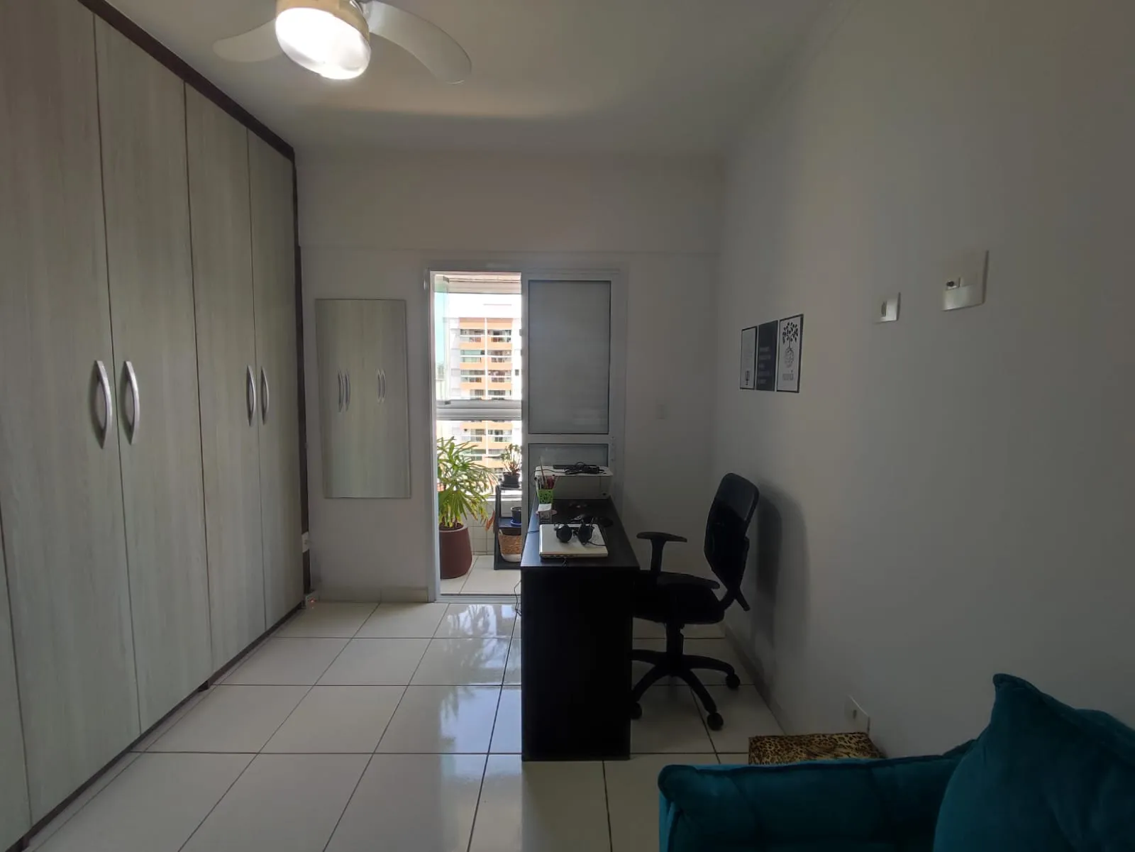 Imagem Espaçoso Apartamento na Praia Grande - VILA TUPI
