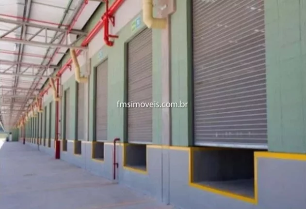 Imagem Galpão Comercial para Locação em Arujá-SP, 8.151m² de Área.