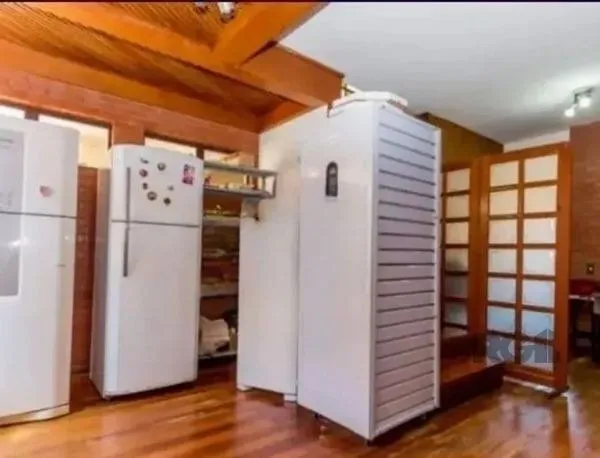 Imagem Casa sobrado no bairro Tristeza de 4 dormitórios 3 vagas