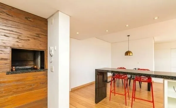 Imagem Apartamento no bairro Higienópolis de 2 dormitórios e 2 vagas