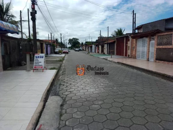 Imagem Casa com 2 dormitórios à venda por R$ 230.000,00 - Belas Artes - Itanhaém/SP