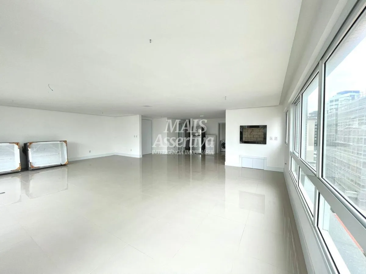Imagem Apartamento para Venda em Torres / RS no bairro Centro