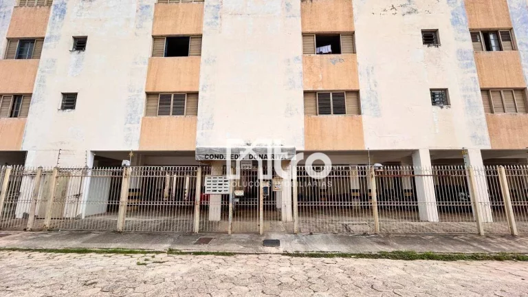 Imagem Apto 3 dormitórios com ótimo valor, 84 m² por R$ 220.000 - Santos Dumont - Itajubá/MG