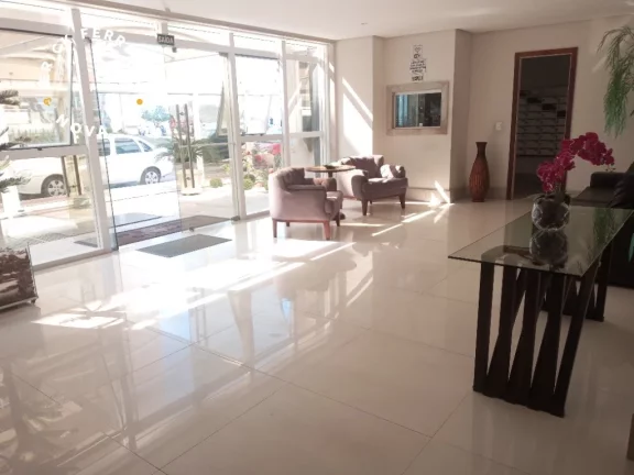Imagem Alto padrão na praia do Morro em Guarapari/ES 3 Quartos dormitório sendo 1 Suíte. Apartamento com uma vista da praia do Morro.