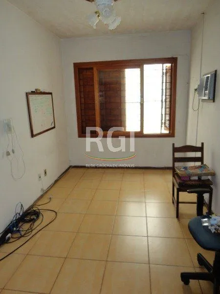 Imagem Casa para Venda - 100m², 3 dormitórios, 4 vagas - Guarujá