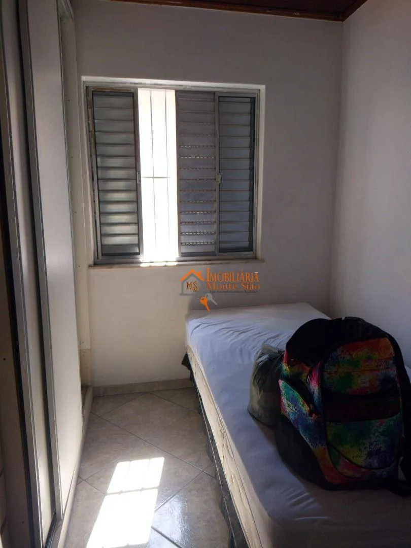 Imagem Casa com 6 dormitórios à venda, 300 m² por R$ 700.000,00 - Taboão - Guarulhos/SP