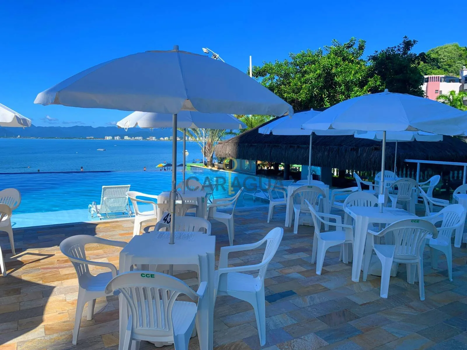 Imagem Apartamento Pé na Areia à Venda no Condomínio Costa Esmeralda | Prainha