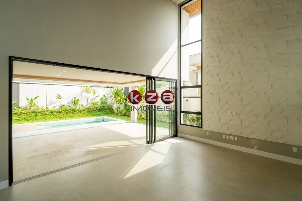 Imagem Imponente Casa de Luxo em Condomínio Alphaville Dom Pedro 3, Campinas-SP: 4 Quartos, 4 Suítes, 3 Salas, 6 Banheiros, 4 Vagas, 346m².