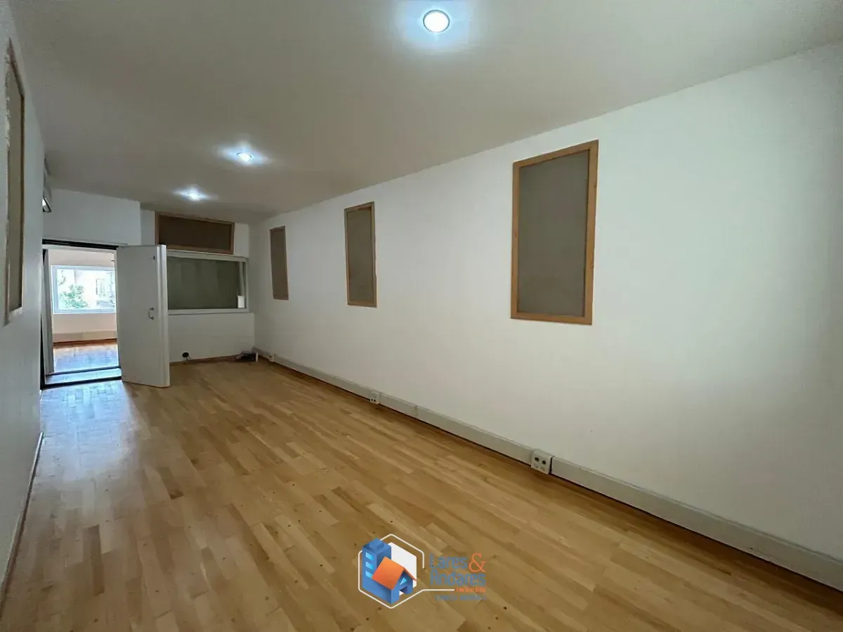 Imagem Casa para venda em Vila Mariana com 3 quartos, 200m²