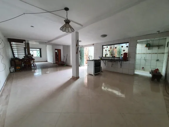 Imagem Sobrado com 3 Quartos para Alugar, 272 m² em Vila Bocaina - Mauá