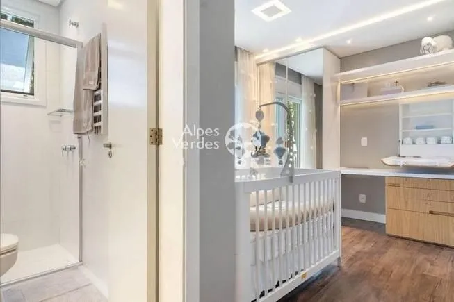 Imagem Casa com 3 quartos, 179m2, à venda em Canela, Vila Suzana