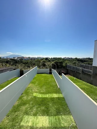 Imagem Casa Triplex em Morada de Laranjeiras
