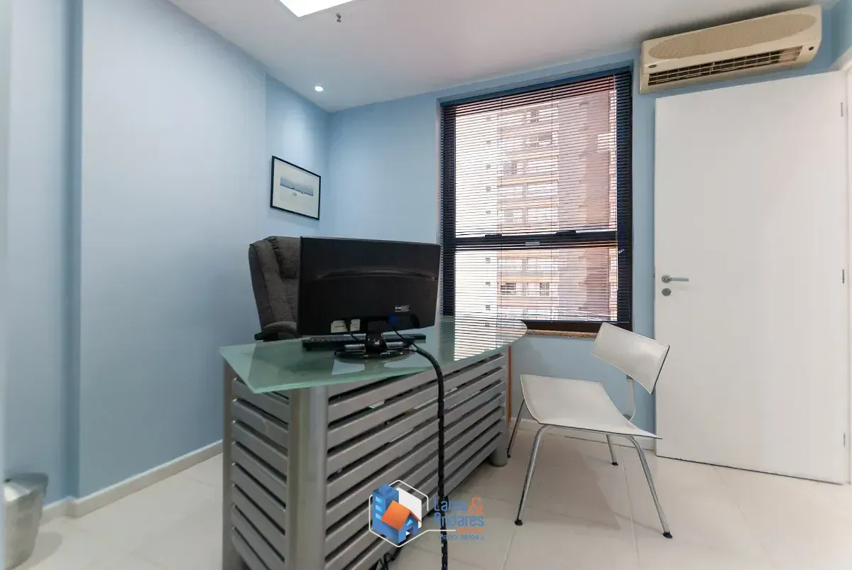 Imagem Conjunto comercial para venda em Vila Mariana, 60m²