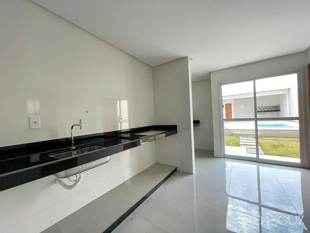 Imagem Casa a venda em Guarapari na Praia do Morro, com 3 quartos e lazer