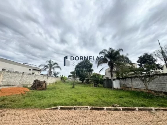 Imagem TERRENO COM 800,00M² DENTRO DE CONDOMÍNIO FECHADO DE ALTO PADRÃO NO IAPI NO GUARÁ II