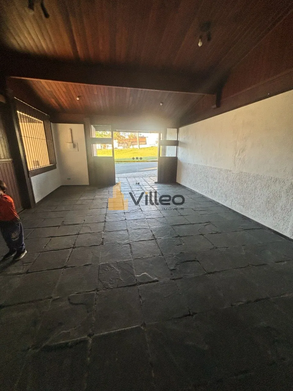 Imagem Este galpão com 264m² de área privativa está localizado na Avenida Santa Cruz, no coração do J...