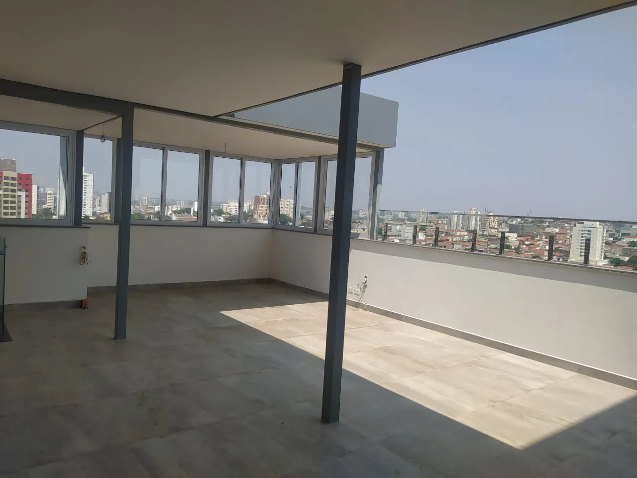 Imagem Apartamento DUPLEX de 130m² Localizado no Edifício Amazonas - Centro Sorocaba - SP!