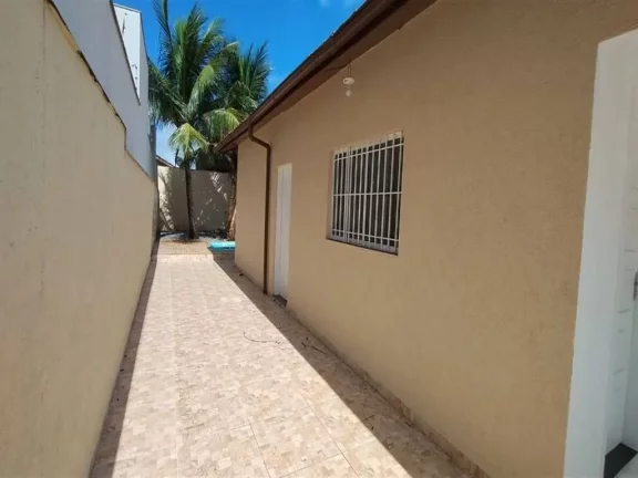 Imagem Casa com 3 dormitórios à venda, 73 m² por R$ 815.000 - Maracanã - Praia Grande/SP