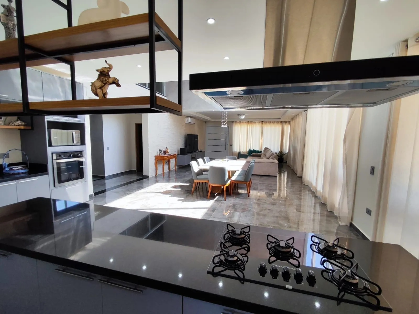 Imagem Luxuosa Casa de Campo em Condomínio Fechado Ninho Verde I Eco Residence - Interior de São Paulo