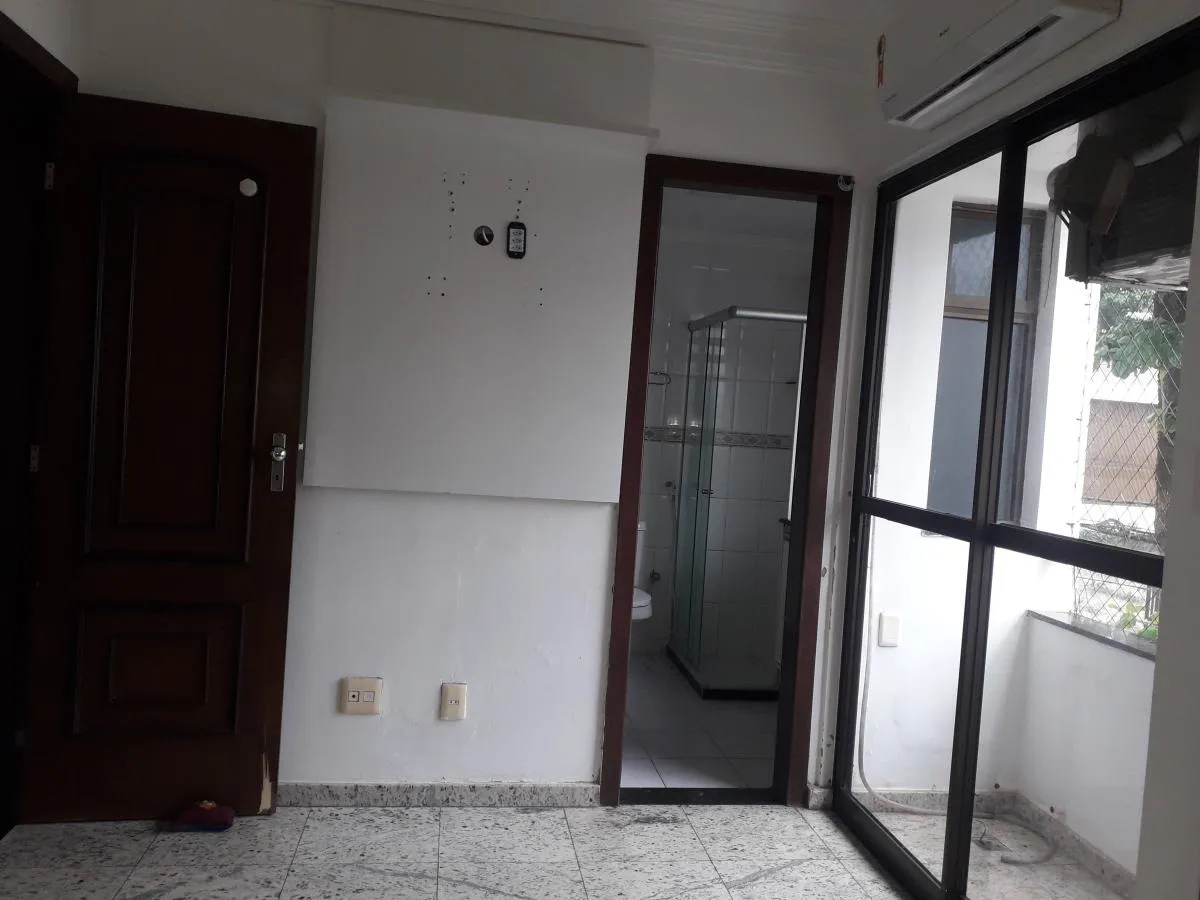 Foto do imóvel Apartamento com 3 quartos, 77m2, à venda em Salvador, Costa Azul em Rua Professor Cassilandro Barbuda