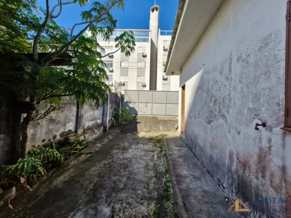 Imagem TERRENO À VENDA NO ESTREITO PRÓXIMO À PONTE HERCÍLIO LUZ, FLORIANÓPOLIS/SC.