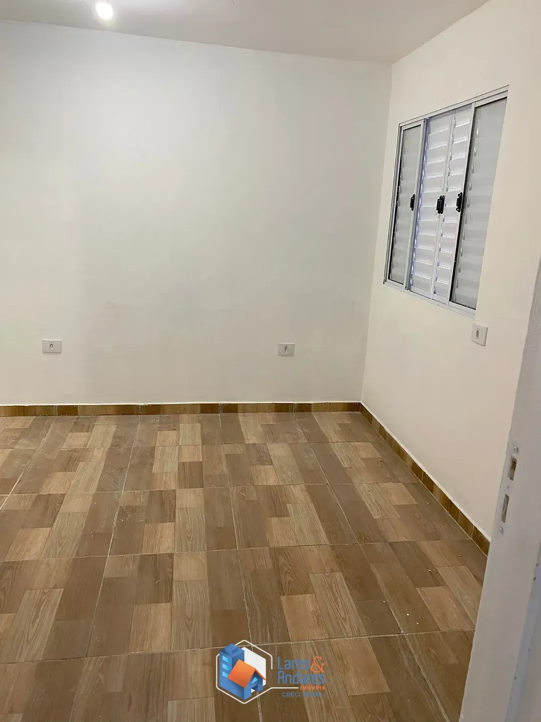 Imagem Sobrado para venda em Cidade Patriarca com 3 quartos, sendo 1 suíte, 174m²