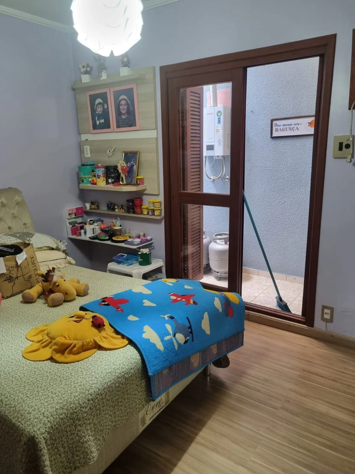 Imagem Casa com 3 Dormitórios, 1 Suíte, Área Gourmet e Estrutura para 2º Piso - Bairro Residencial, Próximo ao Centro de Alvorada.
