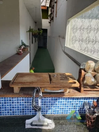 Imagem DIADEMA Sobrado 200M², 2 dormitórios, sala 2 ambientes, espaço gourmet, 2 vagas, ótima localização e valor !!!