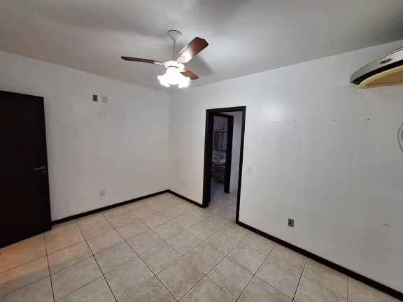 Imagem EXCELENTE OPORTUNIDADE, Casa com 256m², cond fechado, Águas Claras, Viamão