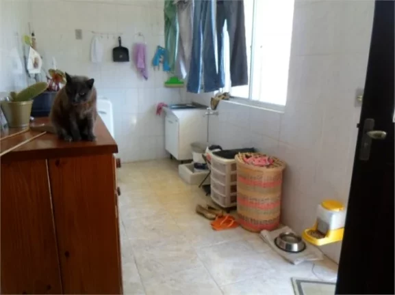 Imagem Belíssimo Sobrado em condomínio fechado, Centro de Águas Claras / Viamão