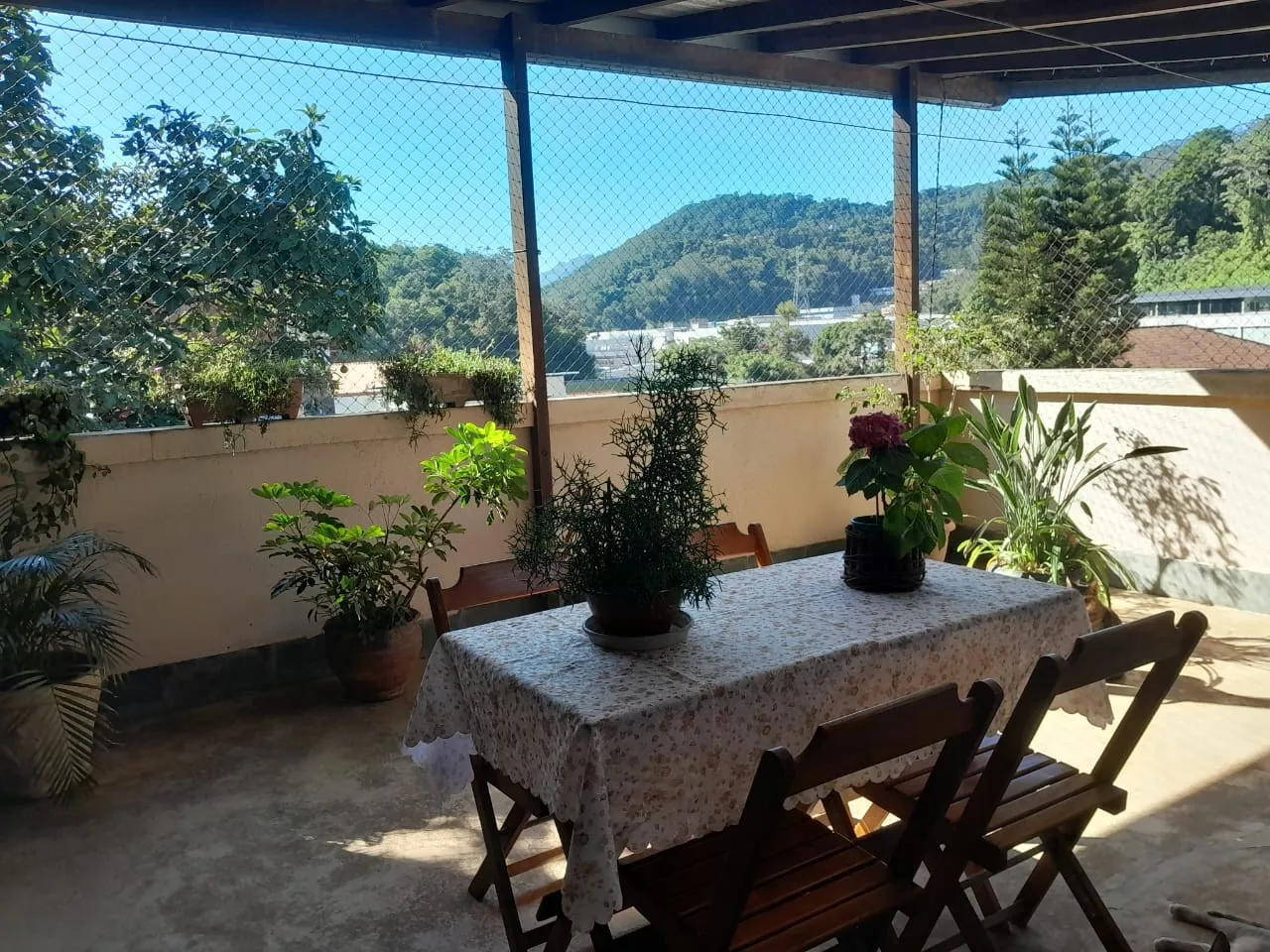Imagem Casa para Venda em Petrópolis / RJ no bairro Bingen