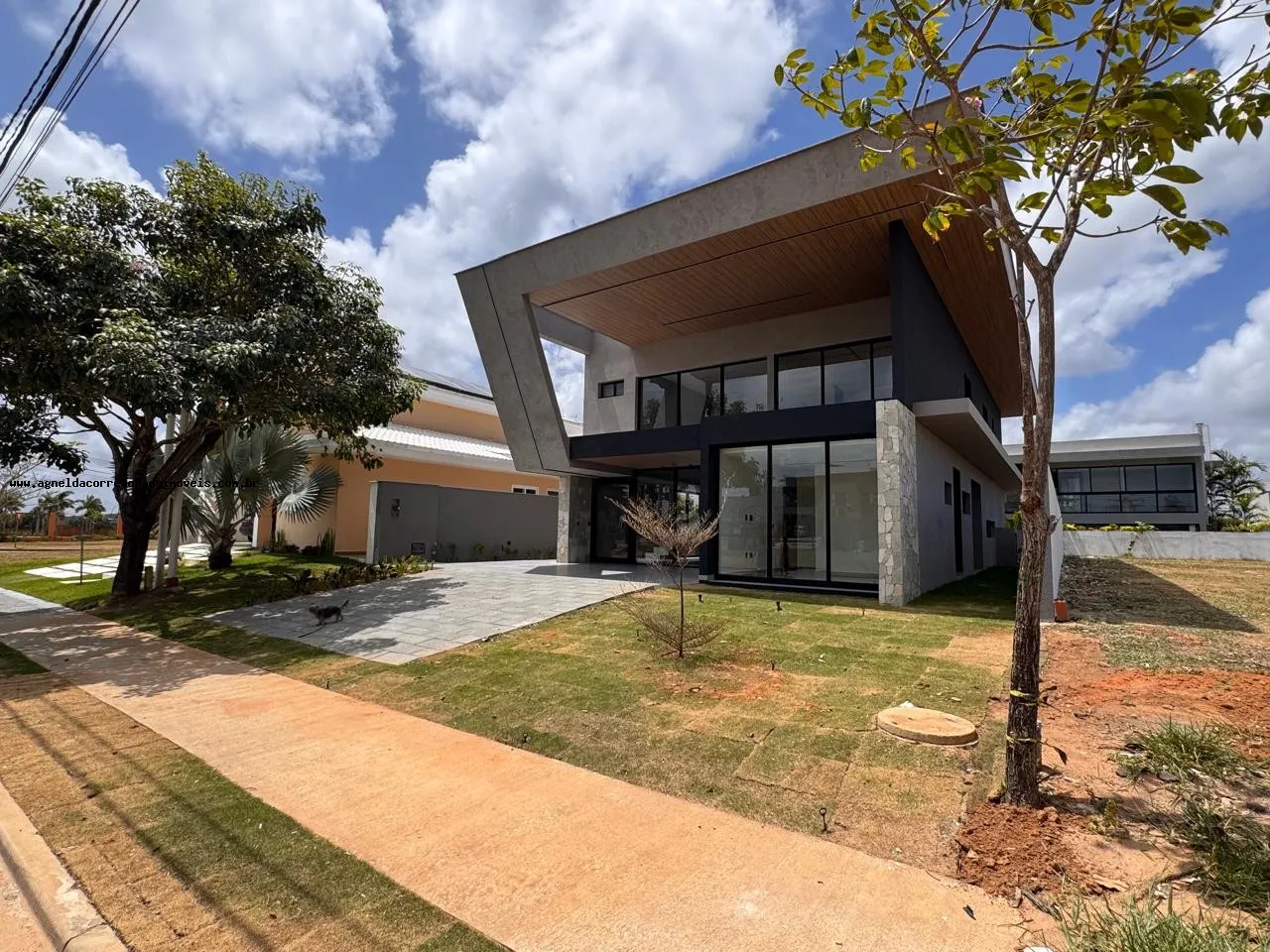 Casa em Condomínio para Venda em Parnamirim, Pium (Distrito Litoral), 5 dormitórios, 5 suítes, 6 banheiros, 4 vagas