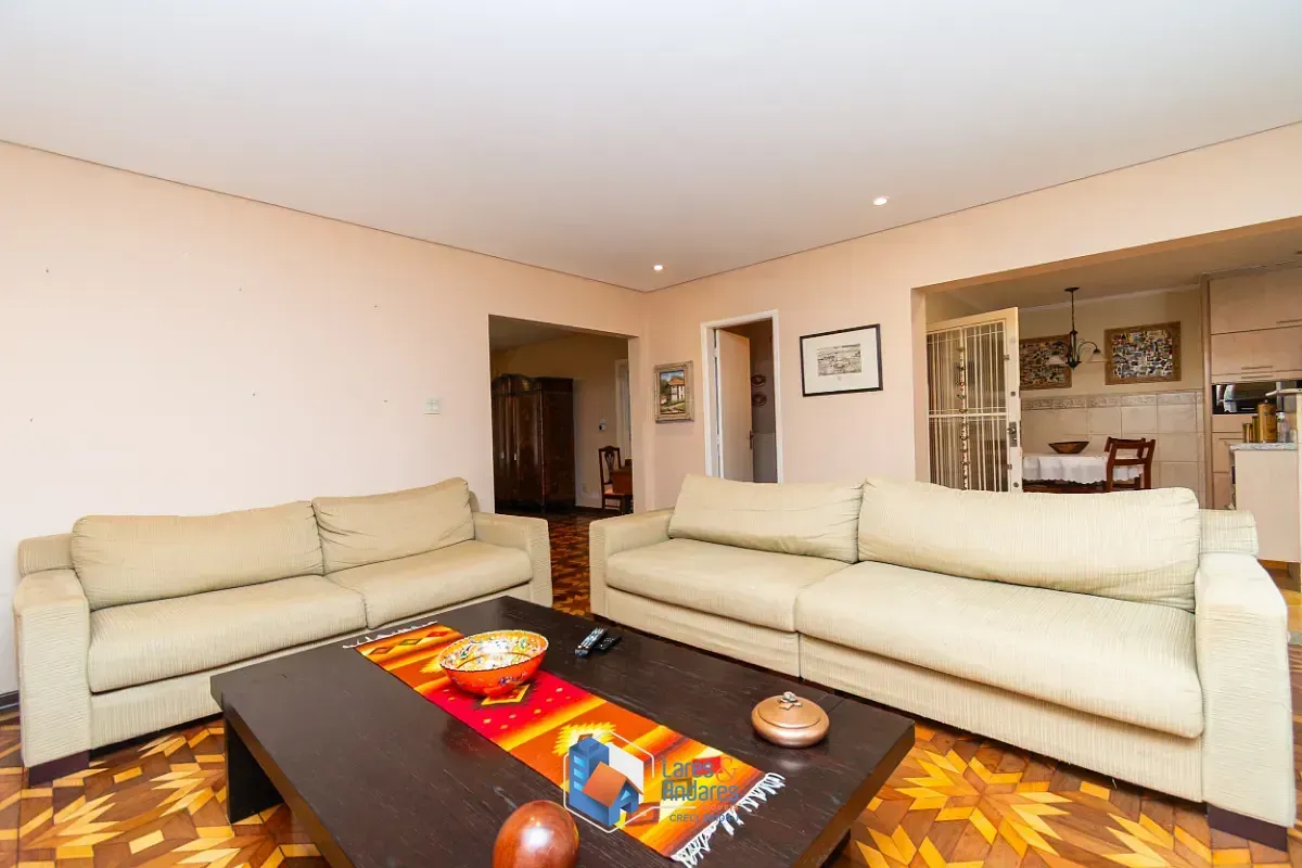 Imagem Casa para venda em Jardim da Saúde com 3 quartos, sendo 1 suíte, 350m²