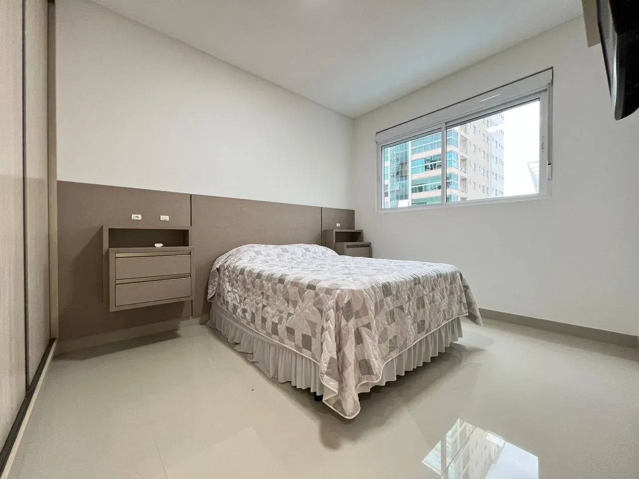 Imagem Apartamento à venda com 150m2 por R$ 1.950.000,00
