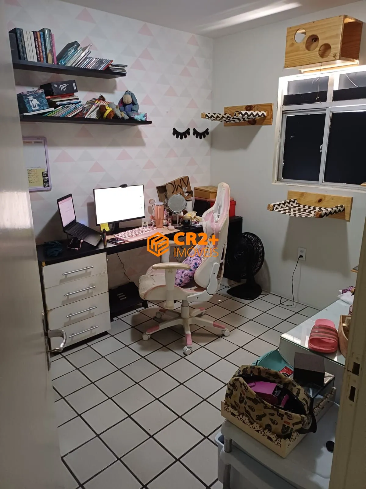 Imagem VENDO APARTAMENTO 110M2 PRÓXIMO AO SHOPPING RECIFE
