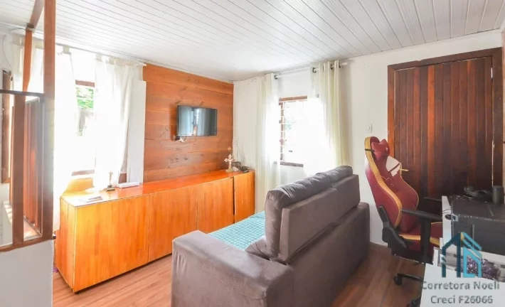 Imagem (PERMUTA) Casa de esquina c/terreno, são duas casas, com entrada independente no Barreirinha em Curitiba PR