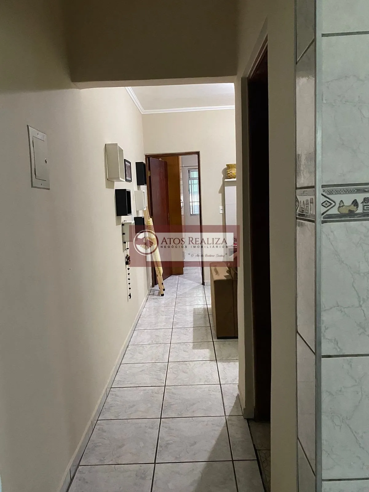 Imagem Sobrado em Vila Narciso - SP com 2 dormitórios e 2 banheiros por R$ 350: venda e locação
