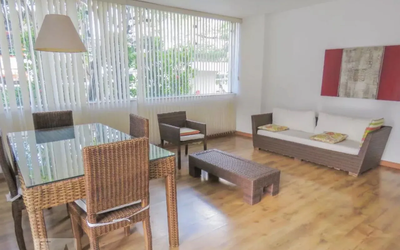Imagem Apartamento em Indianópolis com 1 Dormitório, Vaga e Excelente Localização,