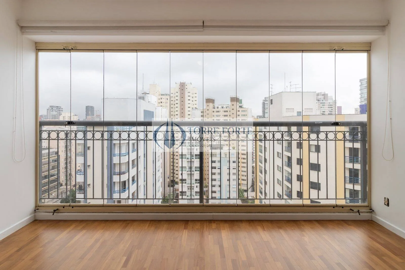 Imagem Ótimo apartamento com 108 m², 2 suítes, 2 vagas de garagem, em Pinheiros
