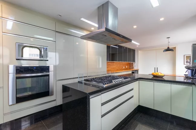 Imagem Apartamento à venda em São Paulo, Campo Belo, com 4 quartos, 300m2